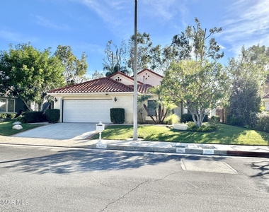 7842 Valley Flores Drive - Photo Thumbnail 2