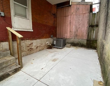 3120 Spring Garden St - Photo Thumbnail 10