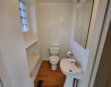 2628 W Thomas Street - Photo Thumbnail 10