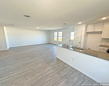 14525 Payton Flats - Photo Thumbnail 8