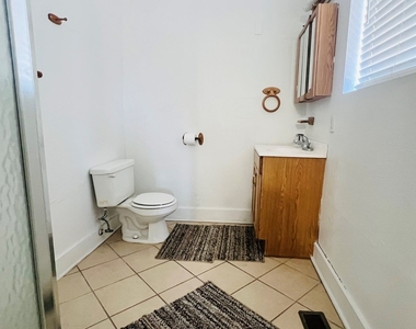 109 E Twohig Ave - Photo Thumbnail 22