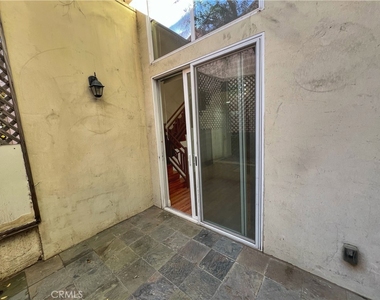 4959 Laurel Canyon #7 Boulevard - Photo Thumbnail 11