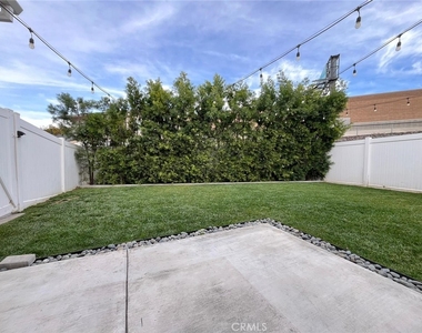 4466 Sherman Oaks Circle - Photo Thumbnail 20