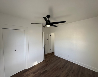 821 N San Gabriel Avenue - Photo Thumbnail 16