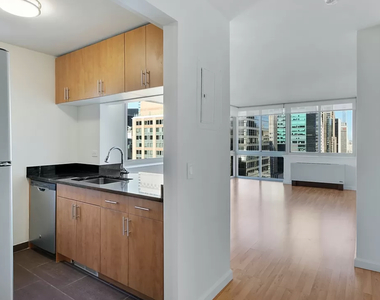 66 West 38th Street - Photo Thumbnail 3