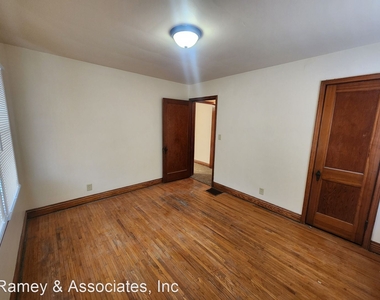 1108 Hathaway Ave - Photo Thumbnail 5