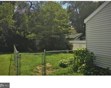 820 Columbus Rd - Photo Thumbnail 2