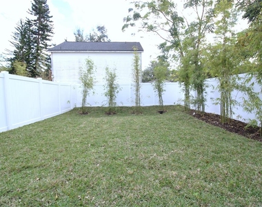 1316 Noble Place - Photo Thumbnail 31