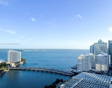 495 Brickell Ave - Photo Thumbnail 0