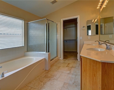 9794 Ice Box Canyon Court - Photo Thumbnail 15