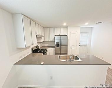 168 Payton Pl - Photo Thumbnail 7