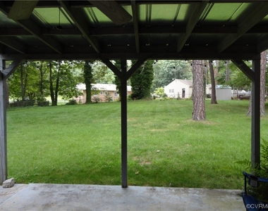 10224 Dakins Drive - Photo Thumbnail 12