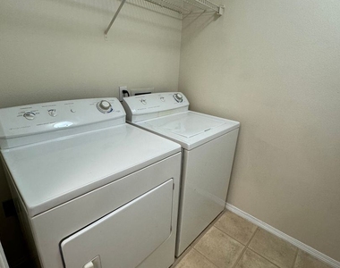 15320 Nw Central Dr #326 - Photo Thumbnail 4