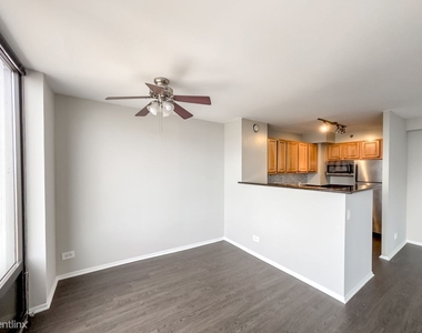 4334 N. Hazel, Unit C3061 - Photo Thumbnail 6