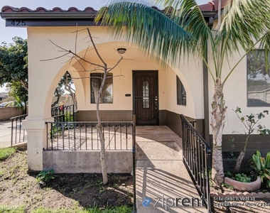 425 East Hermosa Street - 425 - Photo Thumbnail 2