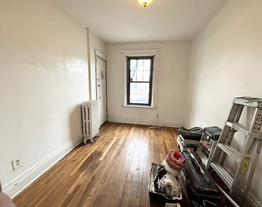 1758 Commonwealth Ave - Photo Thumbnail 4