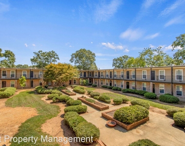2413 Wade Hampton Blvd 864-244-0899 - Photo Thumbnail 6