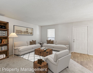 2413 Wade Hampton Blvd 864-244-0899 - Photo Thumbnail 16