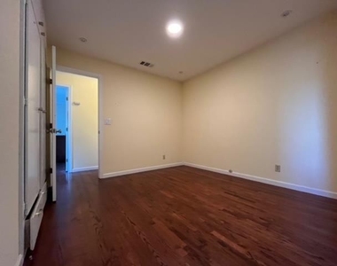 4128 Rosalita Ct - Photo Thumbnail 21