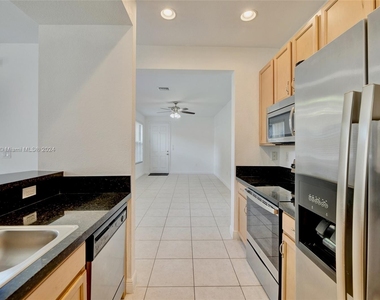 1133 Sw 147th Ter - Photo Thumbnail 8