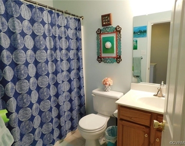 2525 Mountain Ash Circle - Photo Thumbnail 9