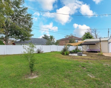 5209 Chenault Avenue - Photo Thumbnail 22