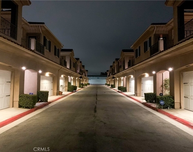 20402 Santa Ana Avenue - Photo Thumbnail 1