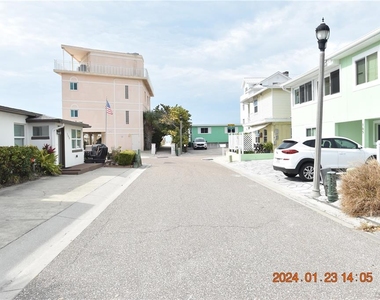 146 Coral Avenue - Photo Thumbnail 14