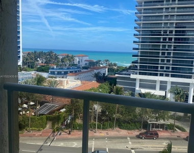 5880 Collins Ave - Photo Thumbnail 17