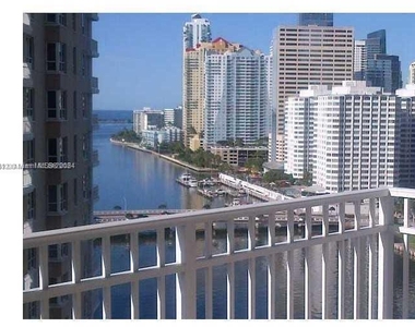 801 Brickell Key Bl - Photo Thumbnail 7