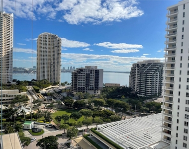 801 Brickell Key Bl - Photo Thumbnail 1