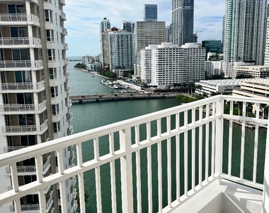 801 Brickell Key Bl - Photo Thumbnail 10