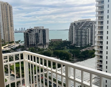 801 Brickell Key Bl - Photo Thumbnail 11