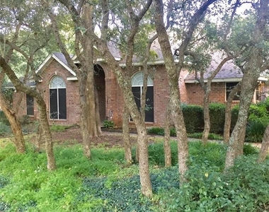 923 Salado Oaks Drive - Photo Thumbnail 2