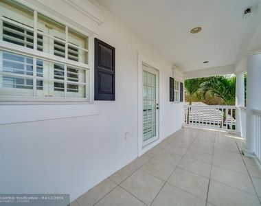 2626 Alamanda Ct - Photo Thumbnail 27