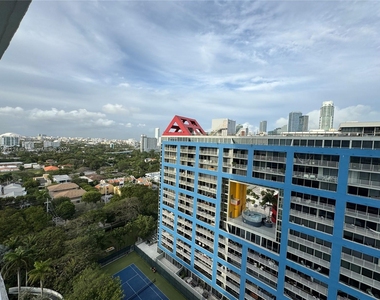 2101 Brickell Ave - Photo Thumbnail 6