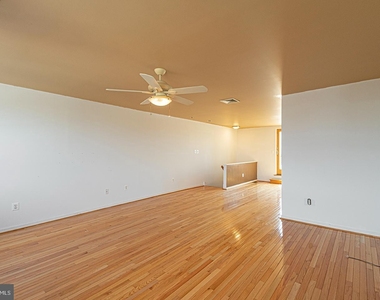 1635 E Passyunk Avenue - Photo Thumbnail 15