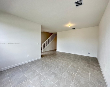 26476 Sw 148 Ct - Photo Thumbnail 9