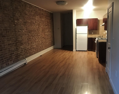 325 Baldwin Ave - Photo Thumbnail 5