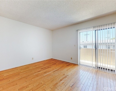 1730 Camden Avenue - Photo Thumbnail 12