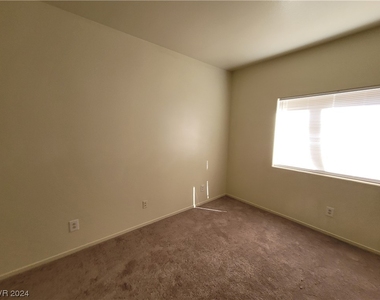 5650 E Sahara Avenue - Photo Thumbnail 35