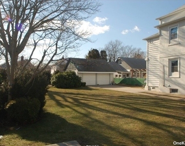 46 Lewis Avenue - Photo Thumbnail 1