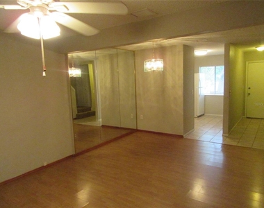 11420 Bay Street Ne - Photo Thumbnail 9