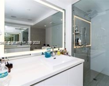 330 Sunny Isles Blvd - Photo Thumbnail 8