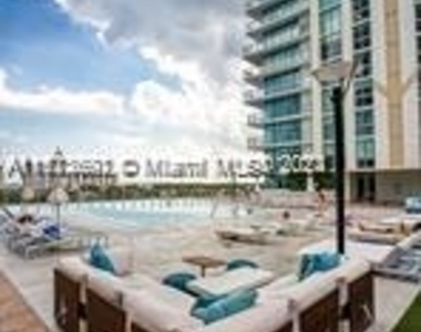 330 Sunny Isles Blvd - Photo Thumbnail 16