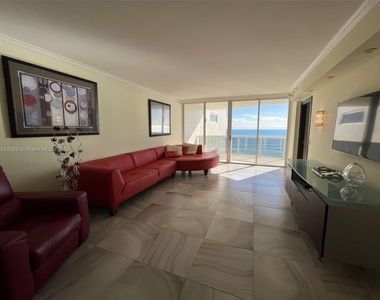 17555 Collins Ave - Photo Thumbnail 7