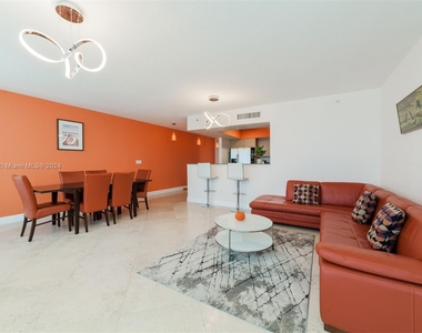 16699 Collins Ave - Photo Thumbnail 0