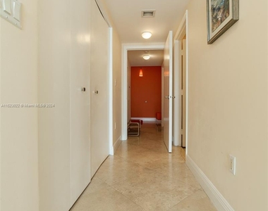 16699 Collins Ave - Photo Thumbnail 54