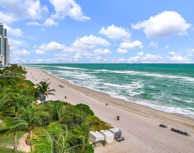 17001 Collins Ave - Photo Thumbnail 46