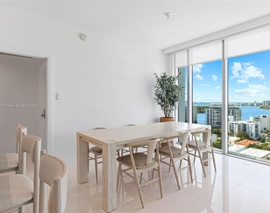 6899 Collins Ave - Photo Thumbnail 0